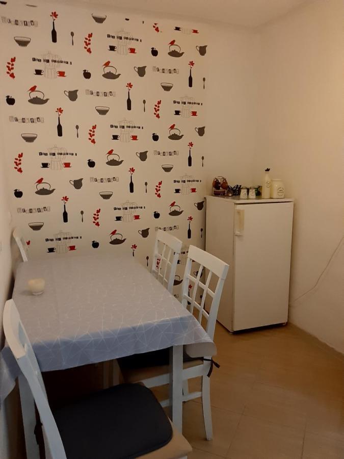 Vicky 1 Apartamento Kotor Exterior foto