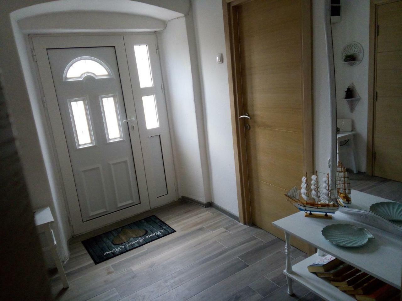 Vicky 1 Apartamento Kotor Exterior foto